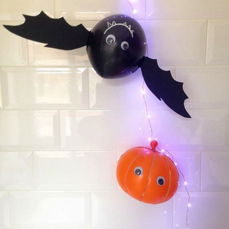 mommo design: HALLOWEEN BAT PARTY