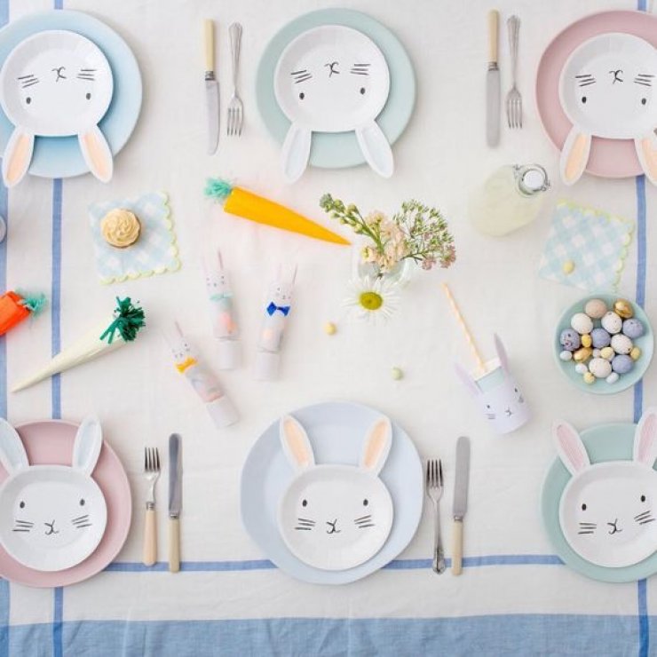 mommo design: THERE'S SOMETHING BUNNY GOING ON!