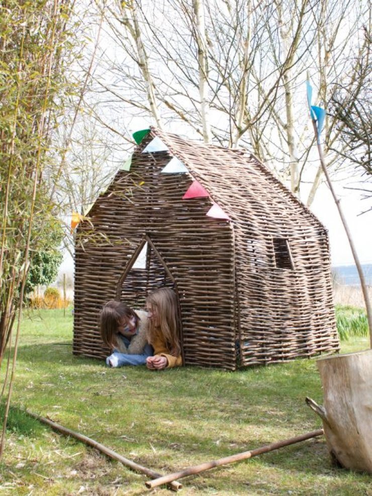 mommo design: PLAY OUTSIDE