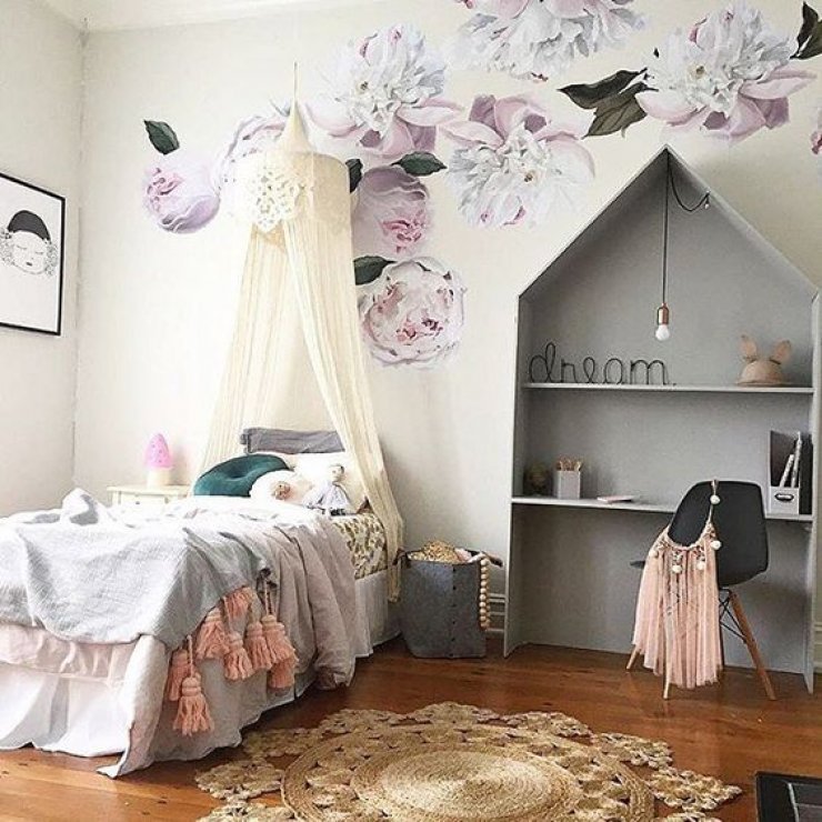 mommo design: GIRLS ROOMS