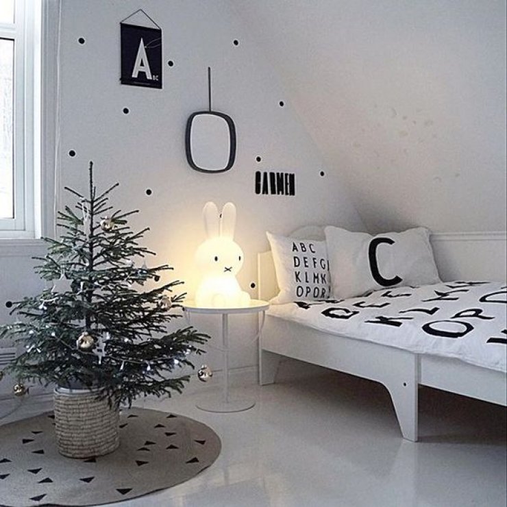 mommo design: A FESTIVE TOUCH IN THE KID'S ROOM