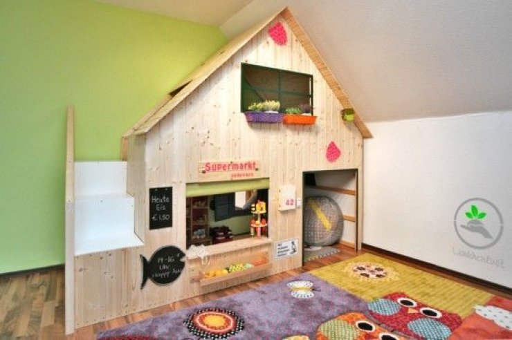 Ikea Kura bed hacked into a playhouse