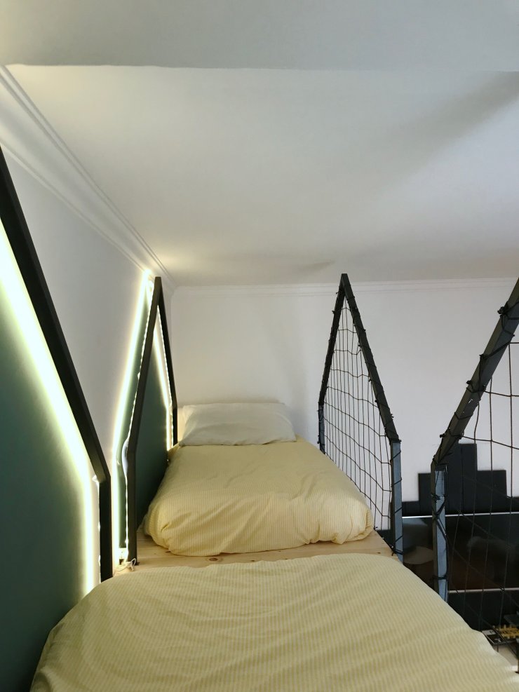 mommo design: LOFT BEDS FOR MY BOYS