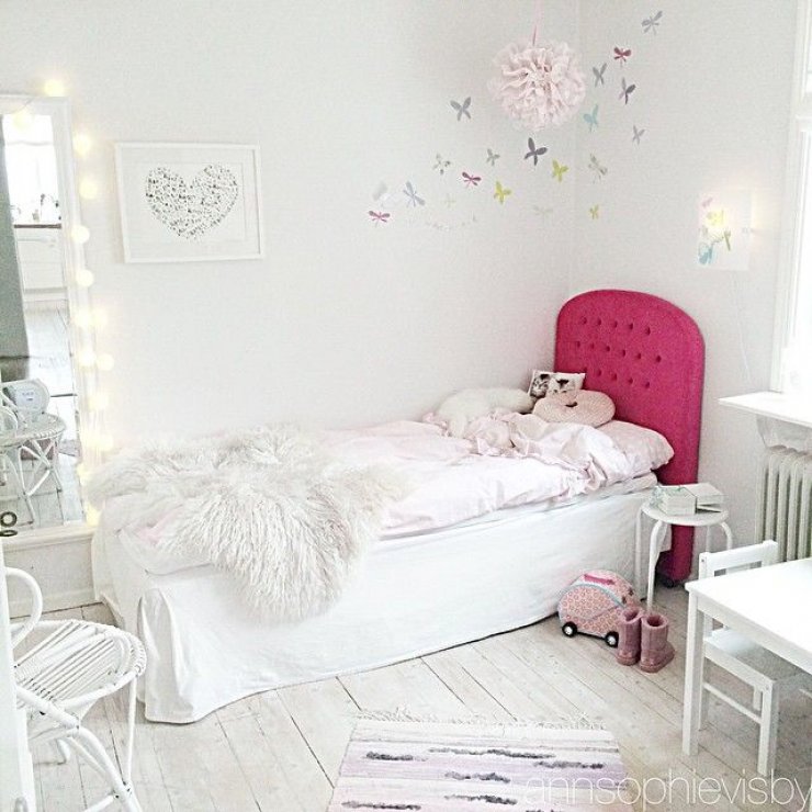 bright girly room
