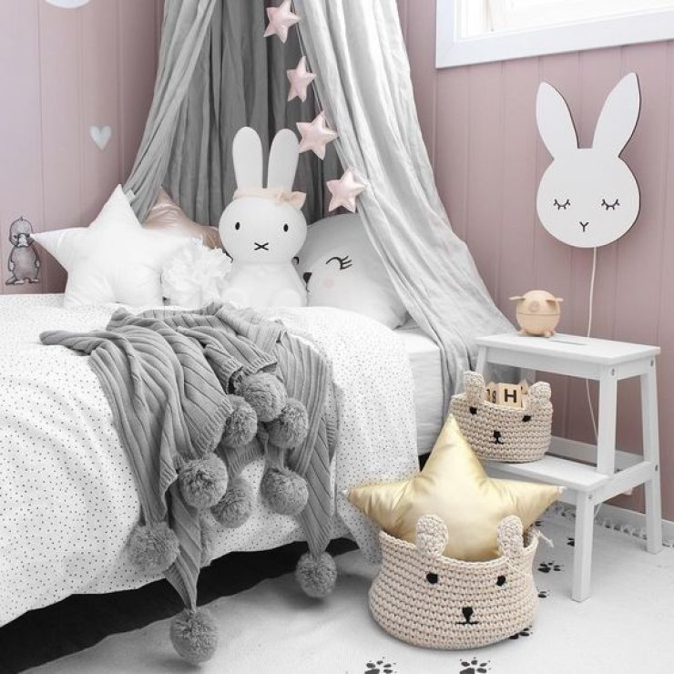 mommo design: THERE'S SOMETHING BUNNY GOING ON!