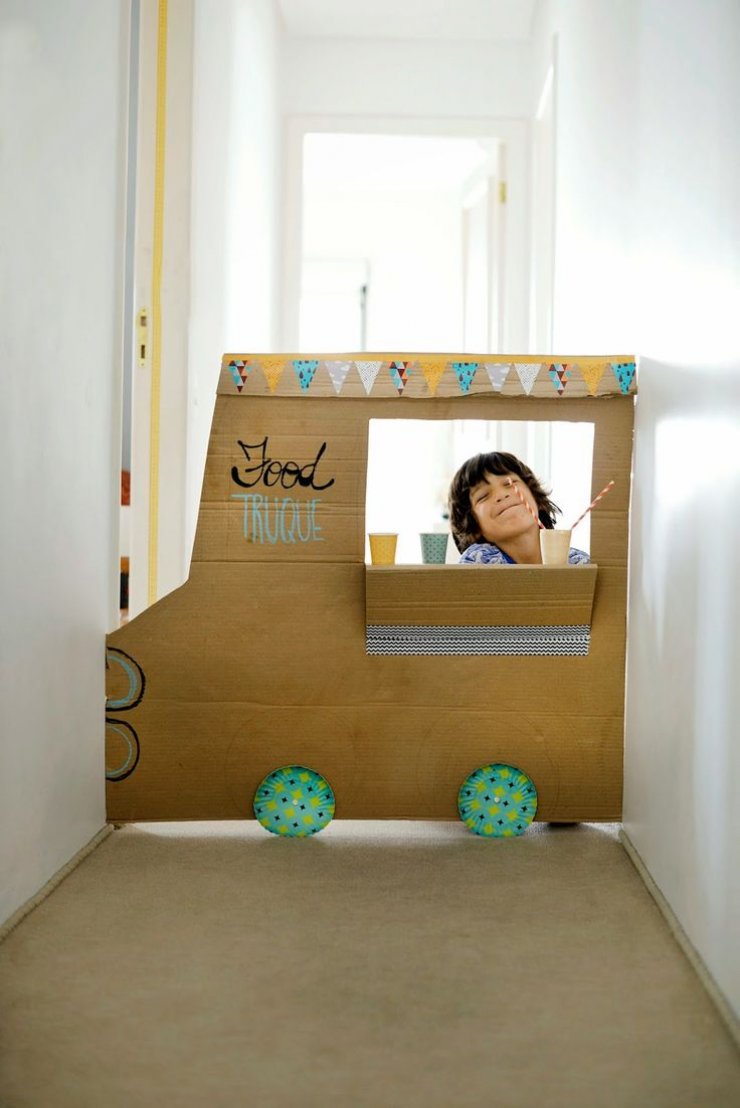 cardboard fun mommo design