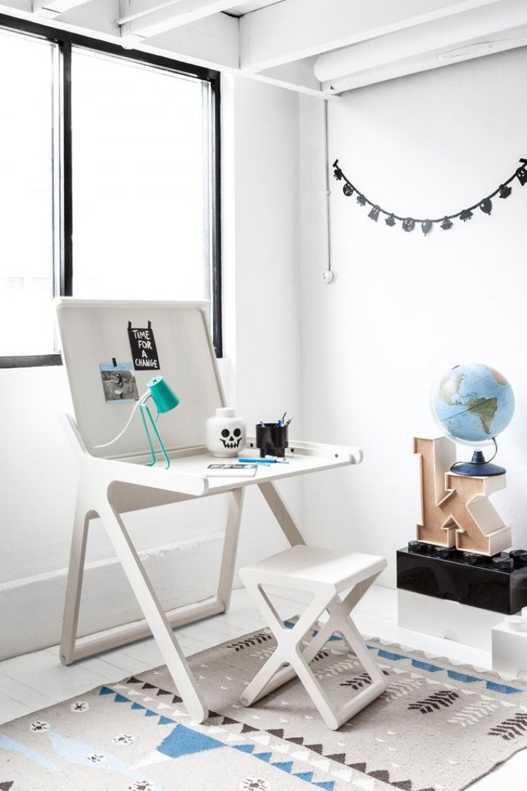 Kid S Desks Mommo Design