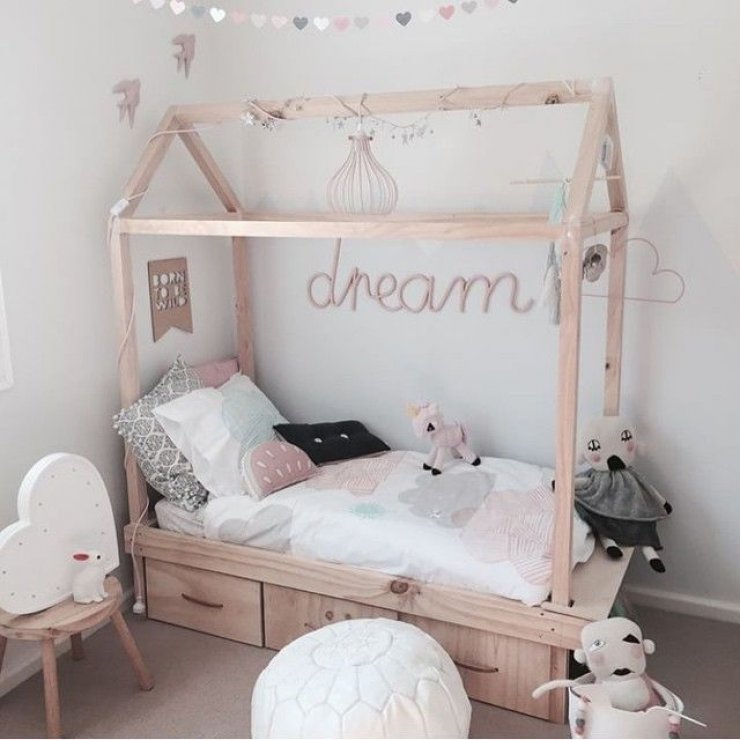 House framed bed
