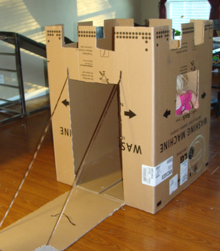 mommo design: PLAYING WITH CARDBOARD
