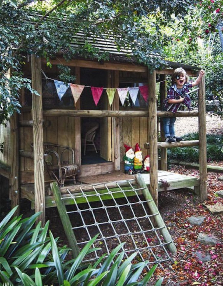 mommo design: OUTDOOR PLAYHOUSES