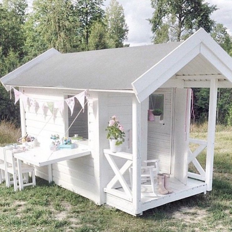 Outdoor Playhouses 52