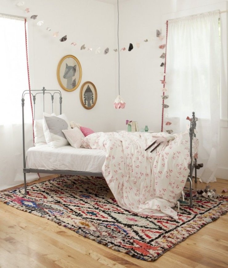 mommo design: BRIGHT GIRL'S ROOMS