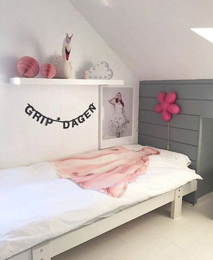mommo design: BRIGHT GIRL'S ROOMS