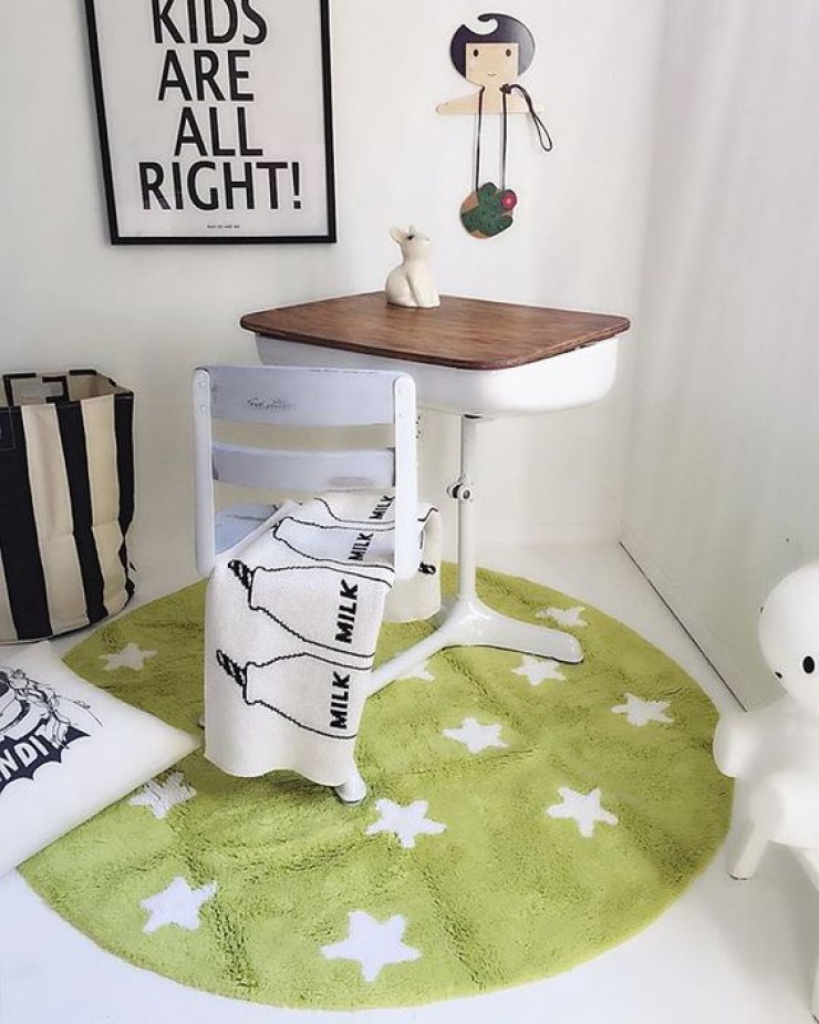 mommo design: DESKS FOR KIDS