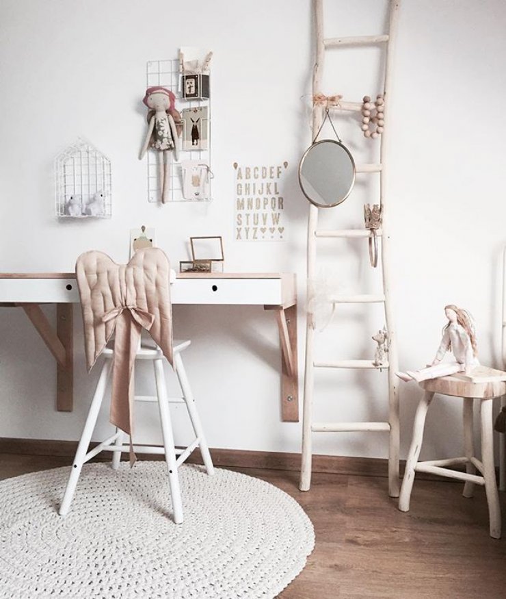 mommo design: DESKS FOR KIDS