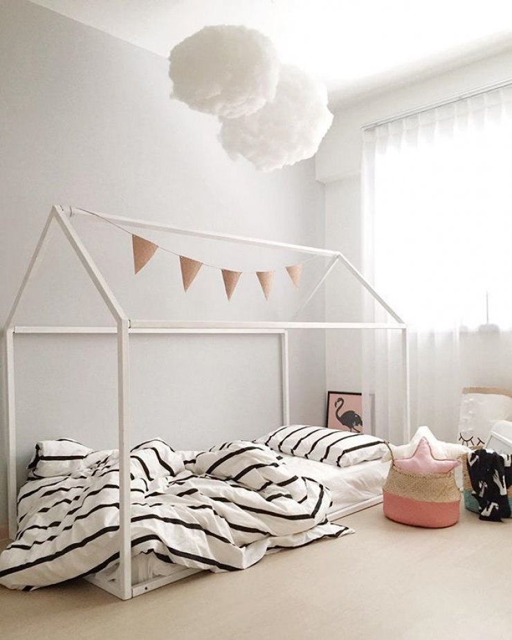 mommo design: 10 HOUSE FRAMED BEDS
