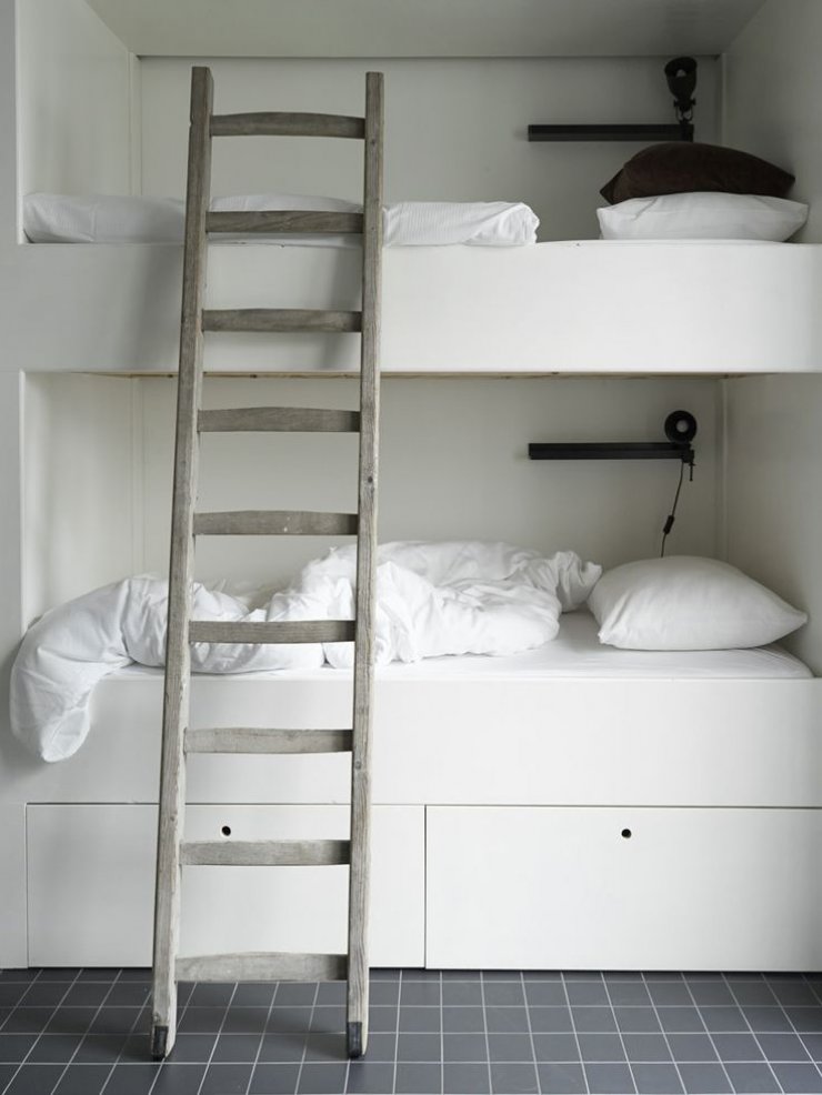 minimalistic bunk bed